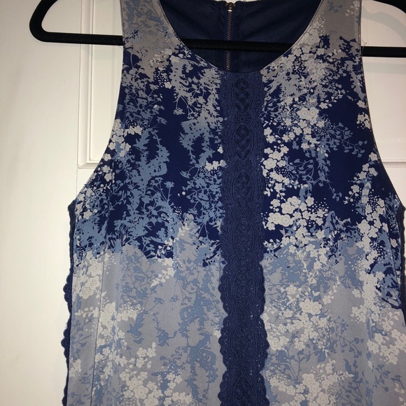 Sun dress - Picture 2 of 3